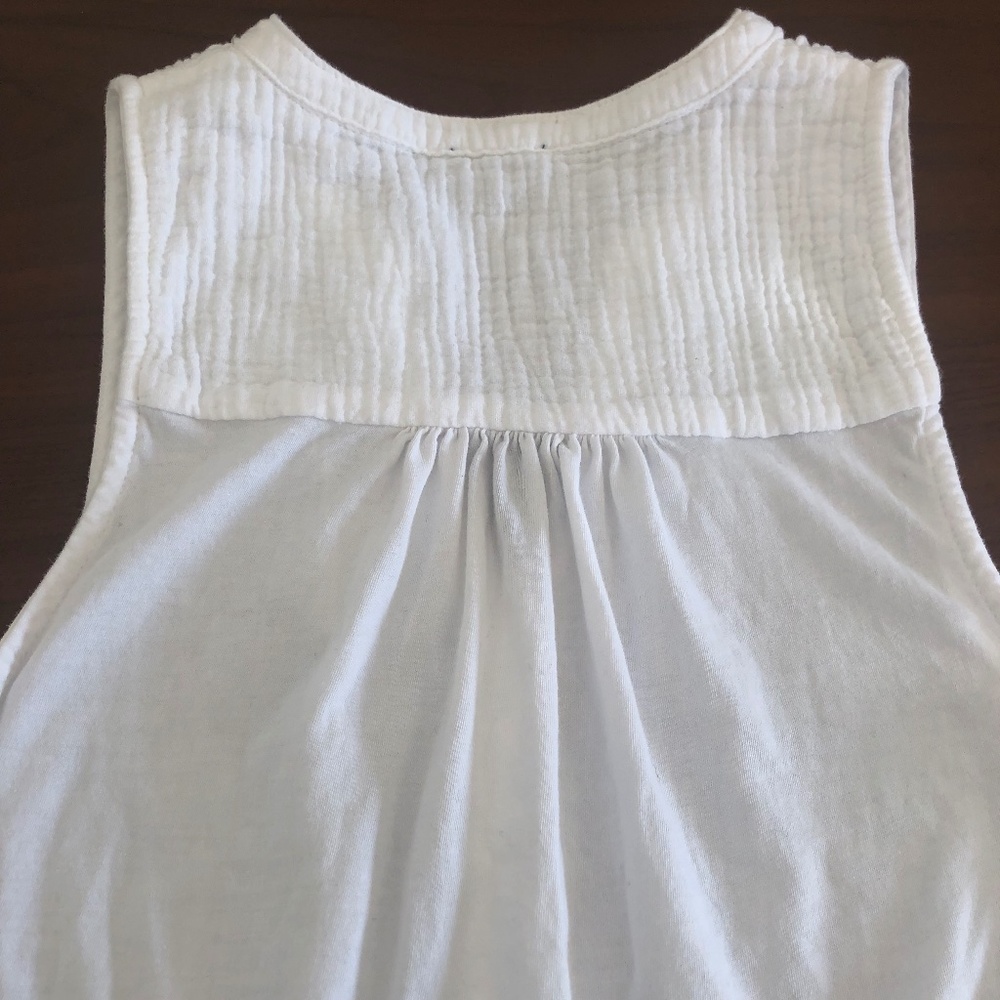 Nwot Splendid White Button Down Split V-Neck Slee… - image 6